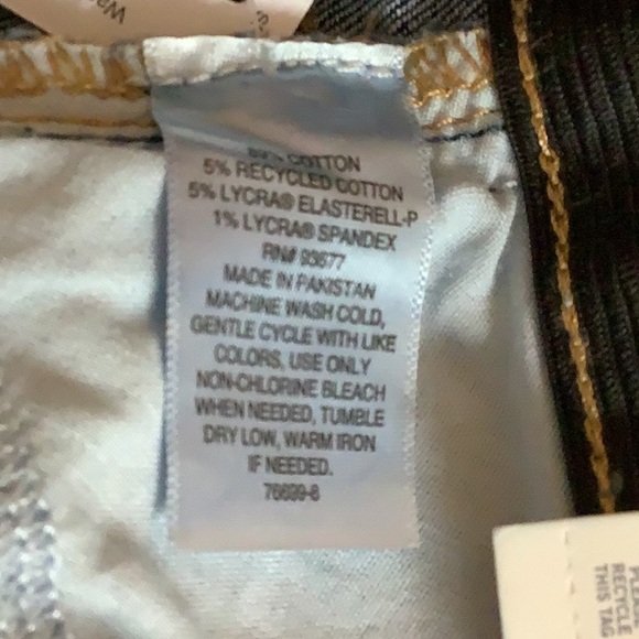 St.John’s Bay Size 24W Girlfriend Medium Treasure Jeans. New With Tags. - Picture 9 of 9